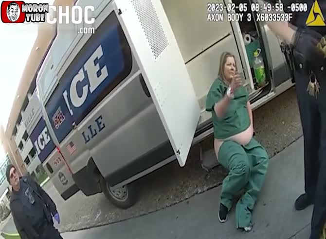 Video :After a contentious arrest, a disabled lady passes away from a stroke in a police vehicle